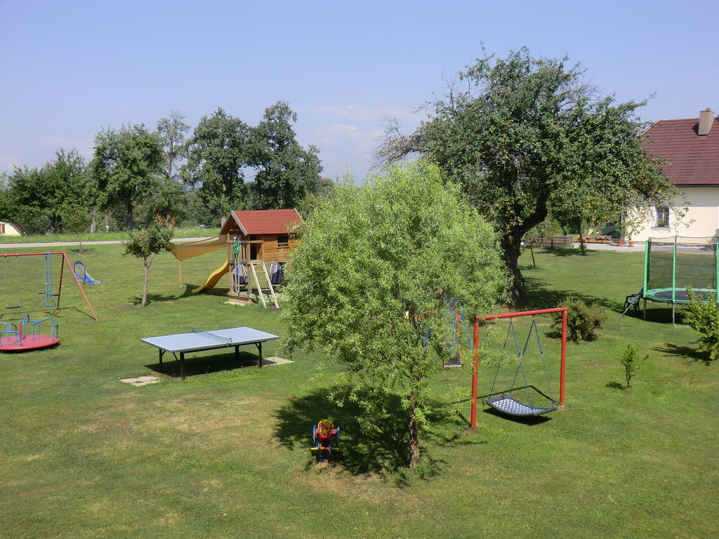 Appartement Landhaus Felsenkeller Sankt Kanzian am Klopeiner See Bilik gambar